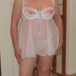 Femme mariée du 16 cherche amant pour anniversaire