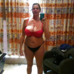 Maman cochonne du 04 cherche amant discret