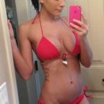 Jeune maman coquine 69 cul sexy